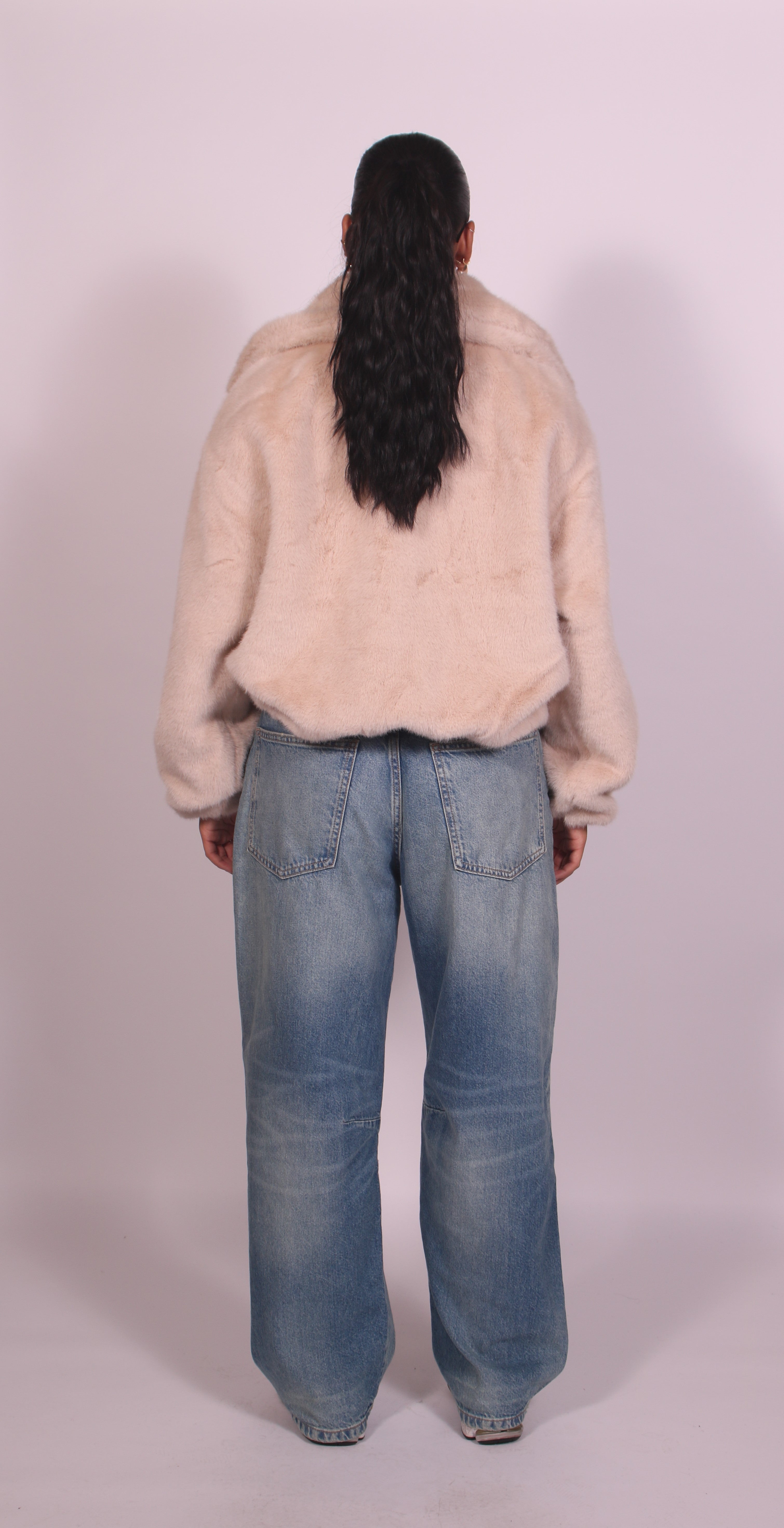 Faux fur bomber beige 