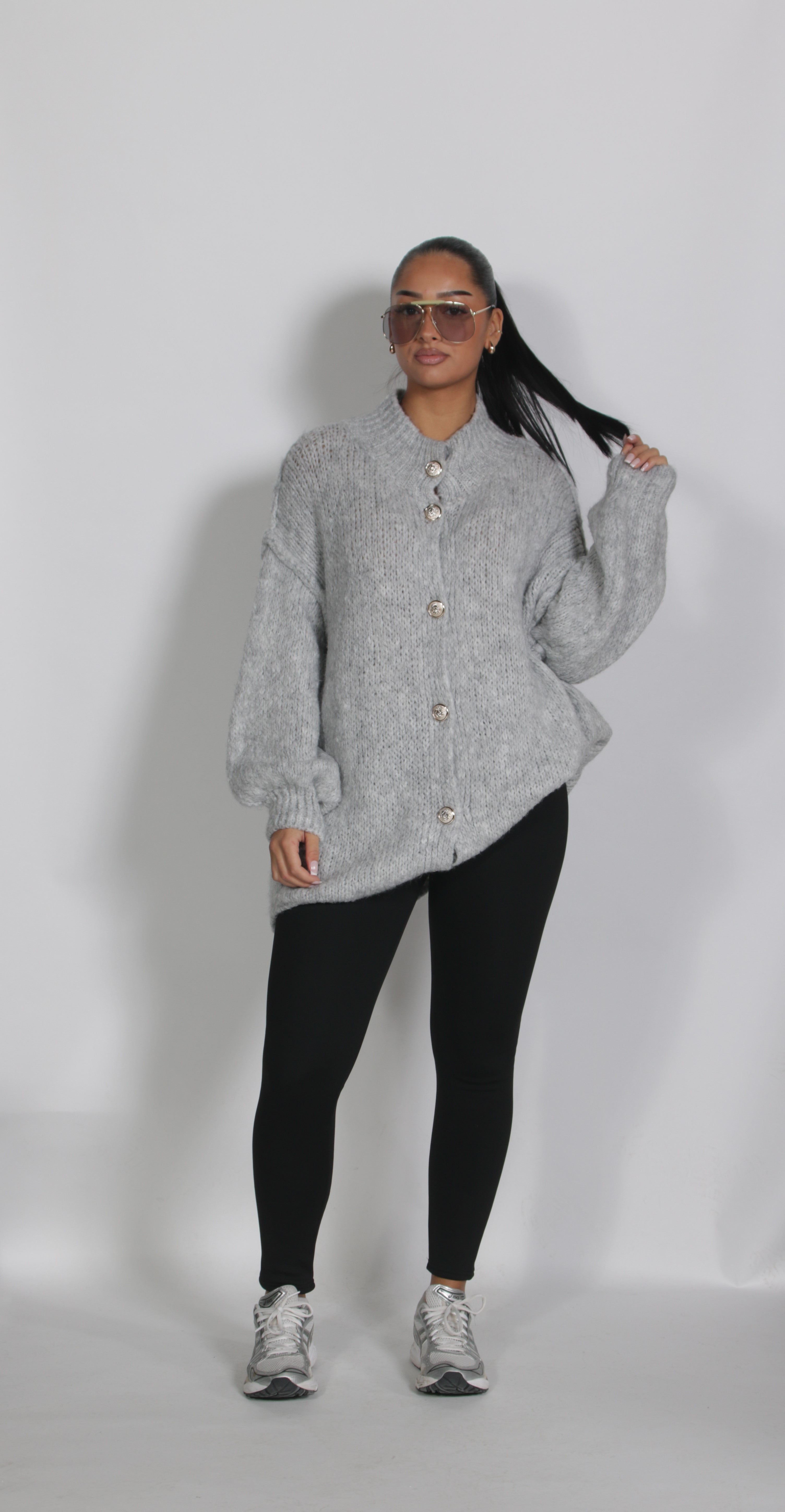 Oversized knitted Cardigan Grey