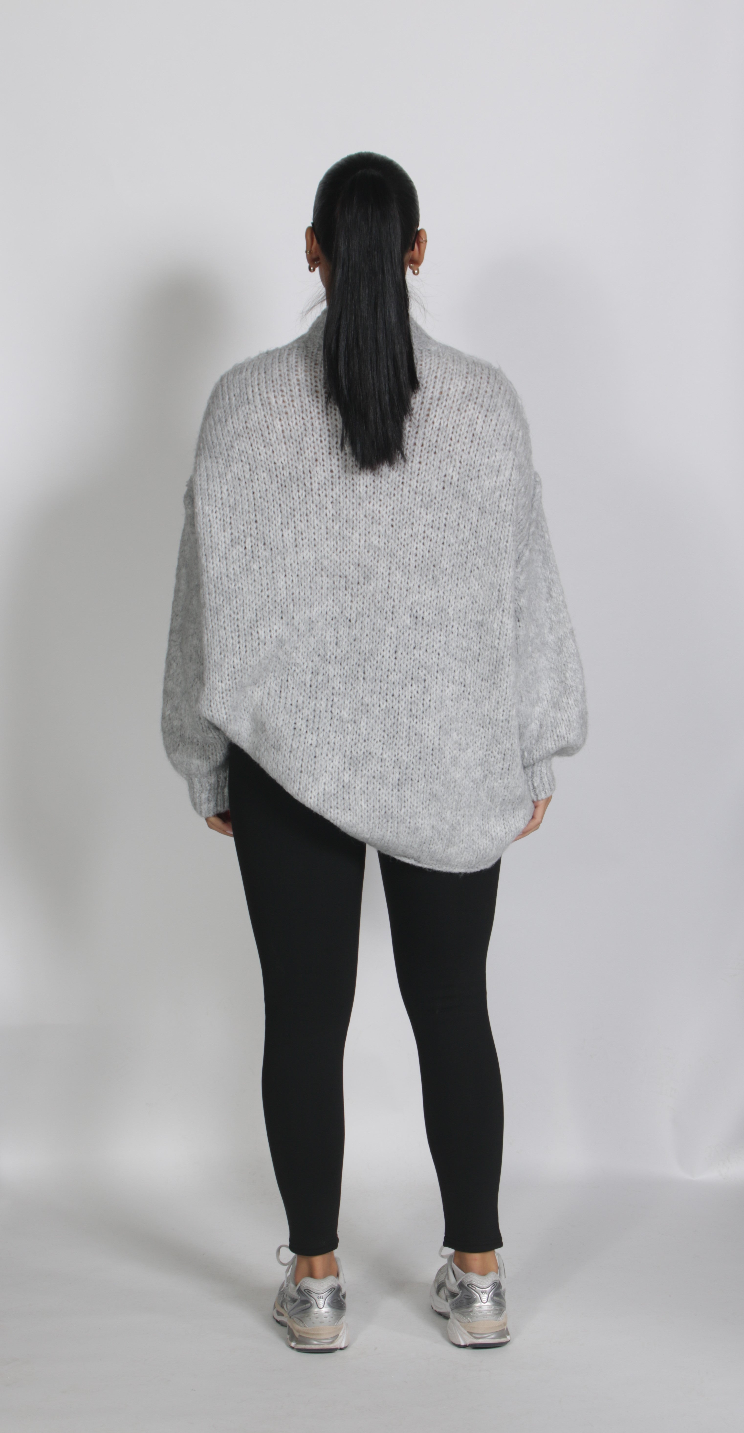 Oversized knitted Cardigan Grey